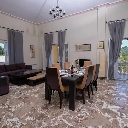 Anastasia Villa Afra