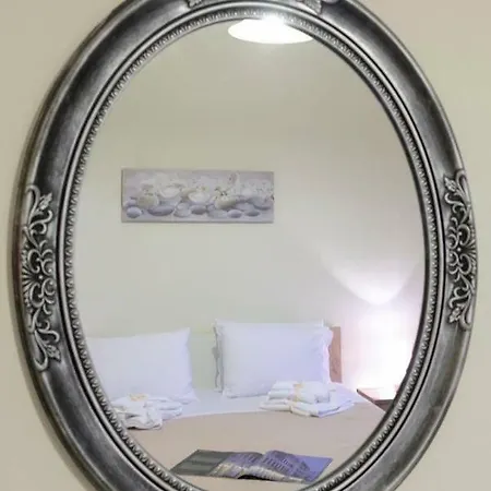 Anastasia Villa Afra